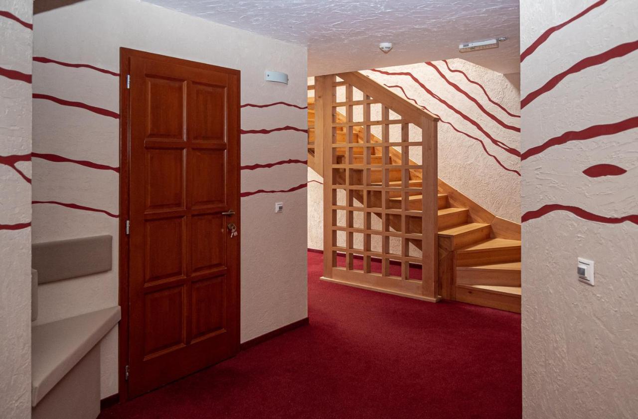Atryum Hotel Szolnok Eksteriør billede