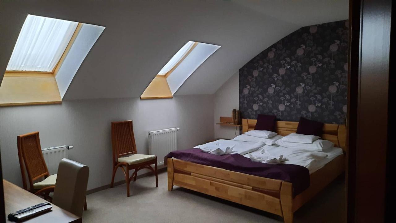 Atryum Hotel Szolnok Eksteriør billede