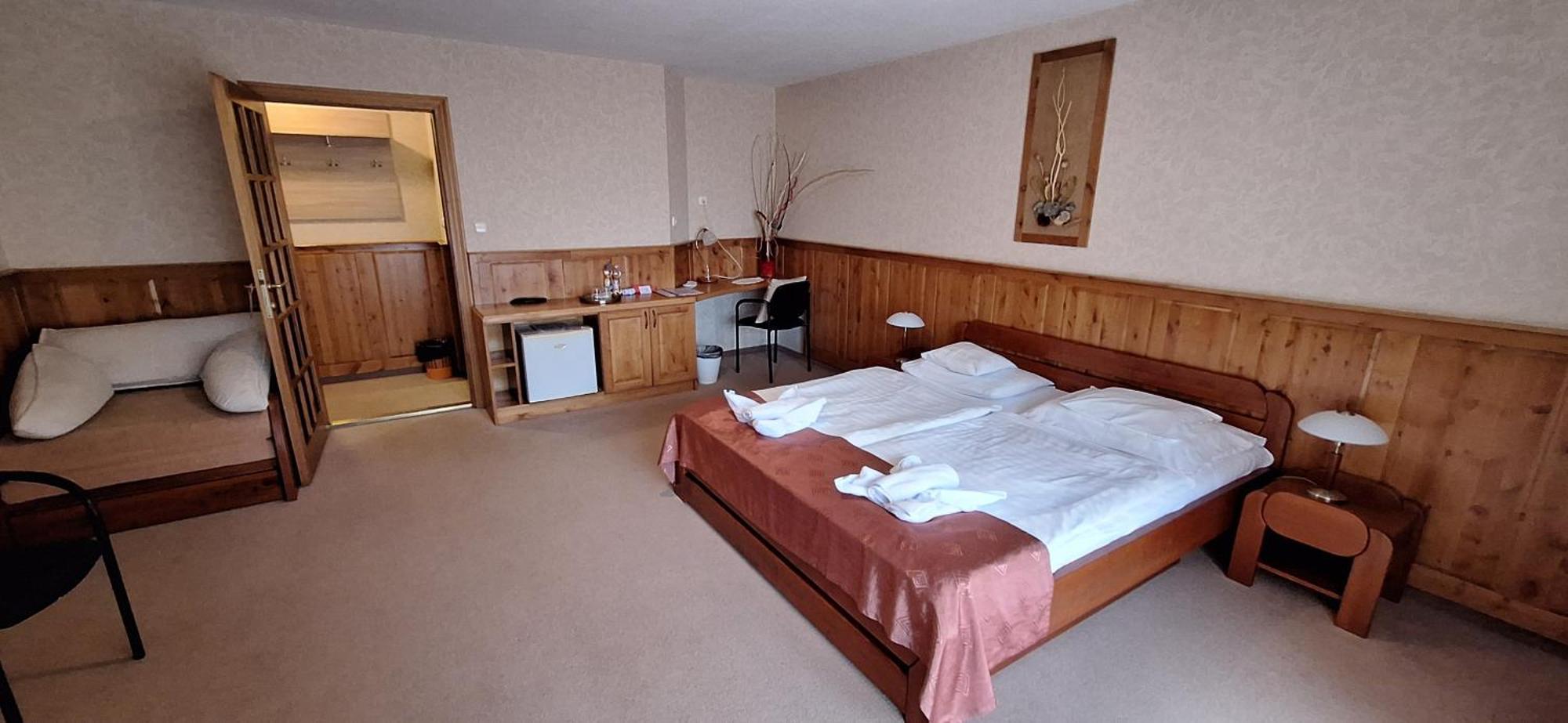 Atryum Hotel Szolnok Eksteriør billede