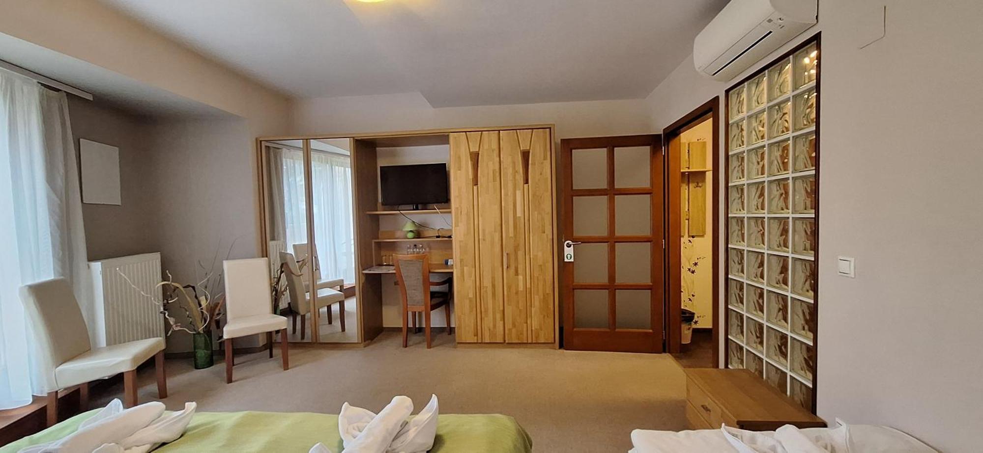 Atryum Hotel Szolnok Eksteriør billede