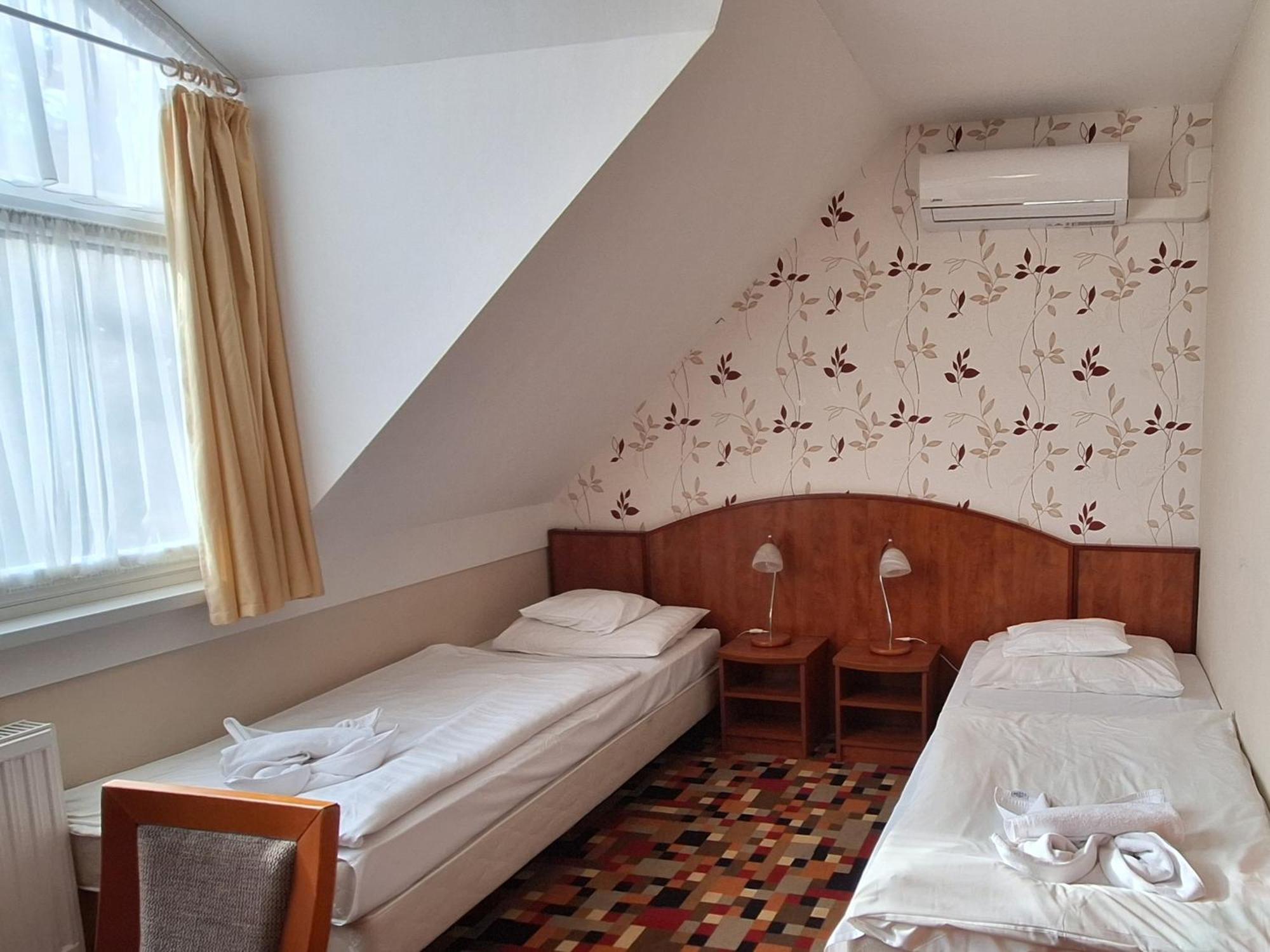 Atryum Hotel Szolnok Eksteriør billede