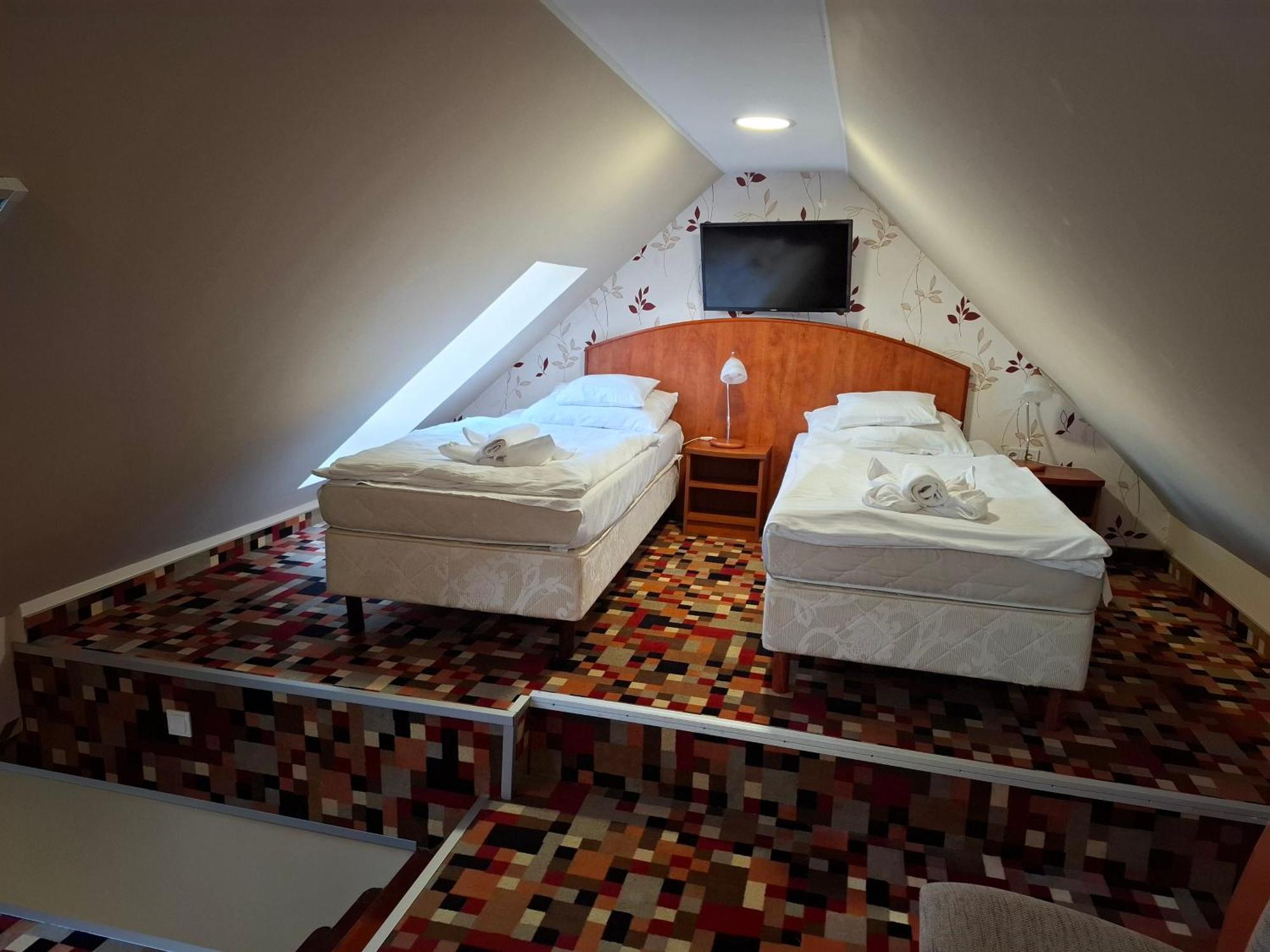 Atryum Hotel Szolnok Eksteriør billede
